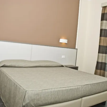 4 Strade 호텔 오르토나