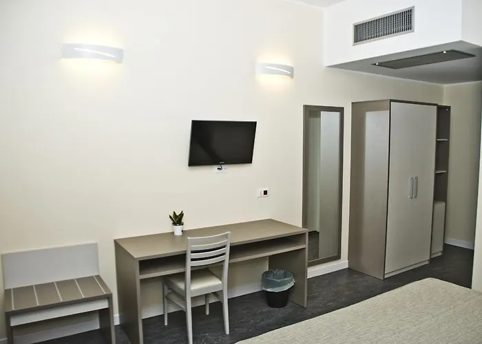 4 Strade Szálloda 3*